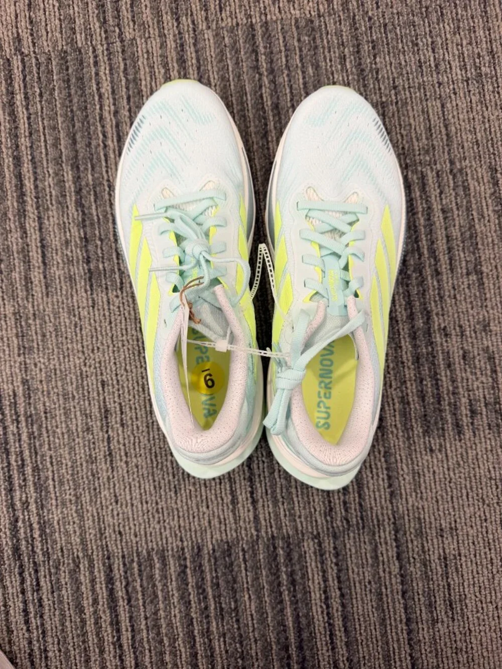 ✨ NEW - Adidas Supernova Prima 2 - Women's 9 / Men's 7.5- Aqua / Lime - NEW ✨